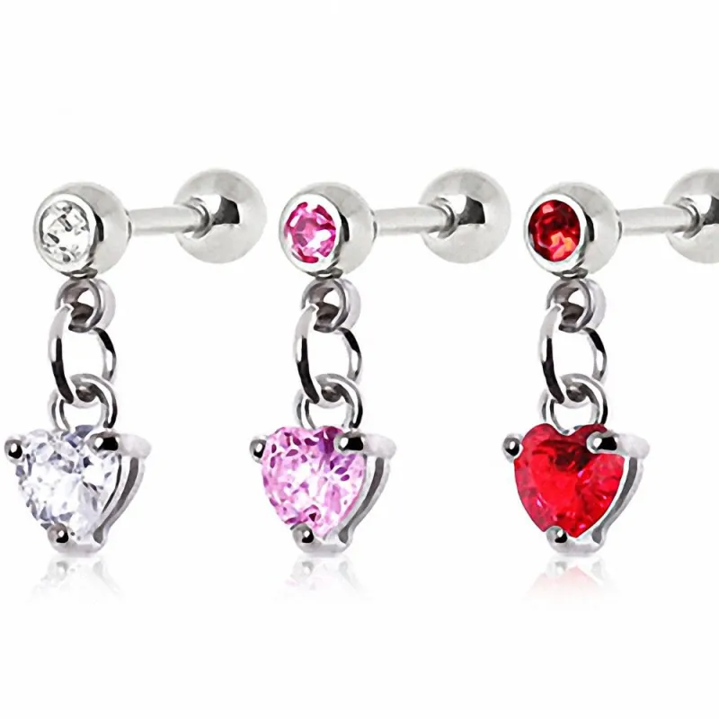 Piercing oreille cartilage pendentif coeur