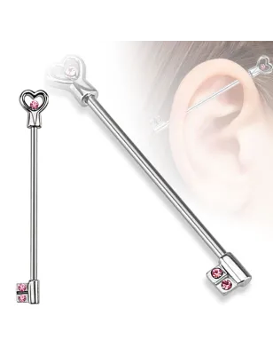 Piercing industriel clef en forme de cœur gemmes roses