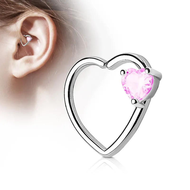 Piercing oreille cartilage daith gemme coeur rose