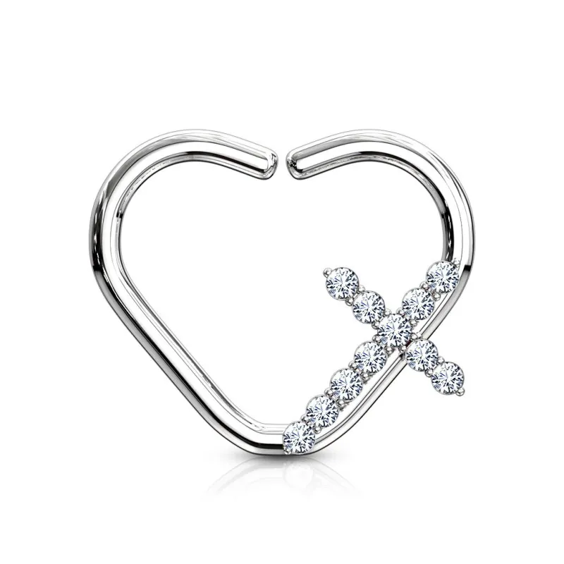 Piercing cartilage daith anneau coeur argenté croix