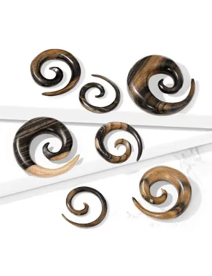 Piercing écarteur spirale en bois d'ébène strié