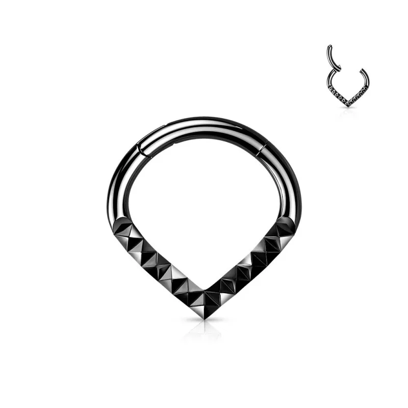 Piercing oreille anneau segment acier noir chevrons pyramides