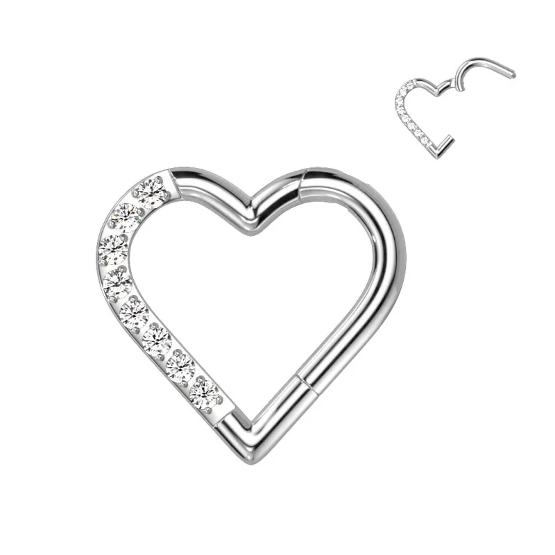 Piercing oreille anneau segment titane G23 coeur pavé