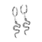 Paire boucles d'oreille anneaux argenté pendentif serpent