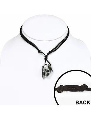 Collier en cuir brun avec pendentif crâne croix