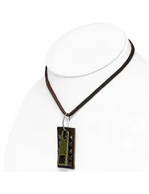 Collier en cuir marron avec pendentif plaque à pyramides zipette