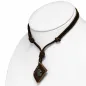 Collier en cuir marron avec pendentif livret croix de fer