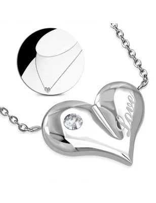 Collier en acier avec pendentif coeur love