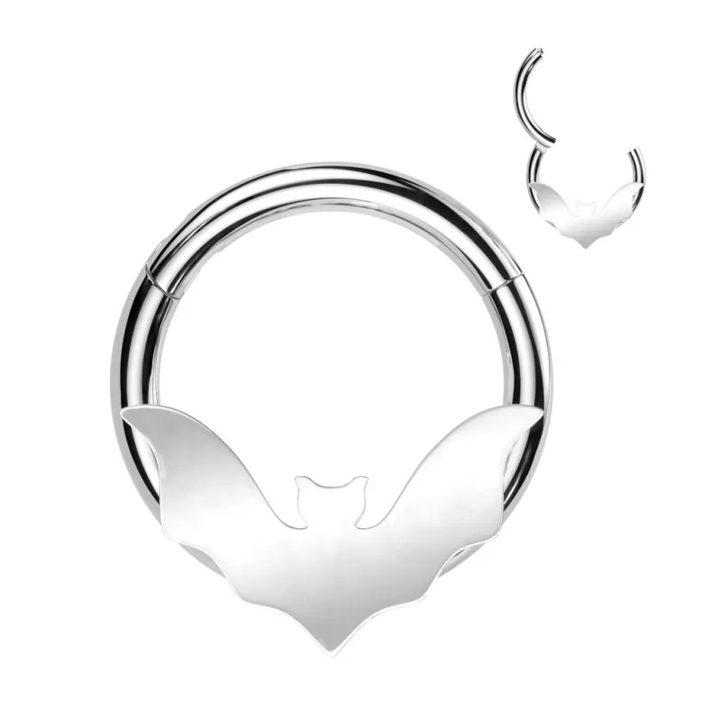 Piercing anneau clicker argenté chauve-souris (oreille, daith, septum)