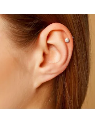 Piercing cartilage oreille à boule sertie de cristaux aurore boréale