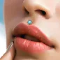 Piercing labret oreille doré pierre époxy lumineuse bleu