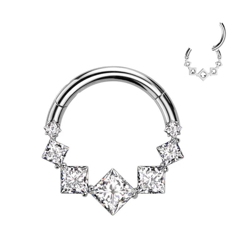 Piercing anneau titane strass carrés blancs (oreille, daith, septum)