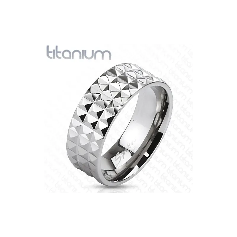 Bague titane homme pyramides