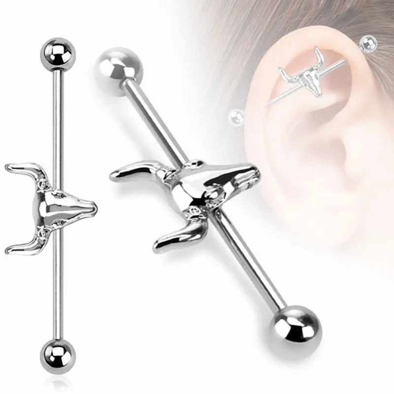 Piercing industriel oreille taureau